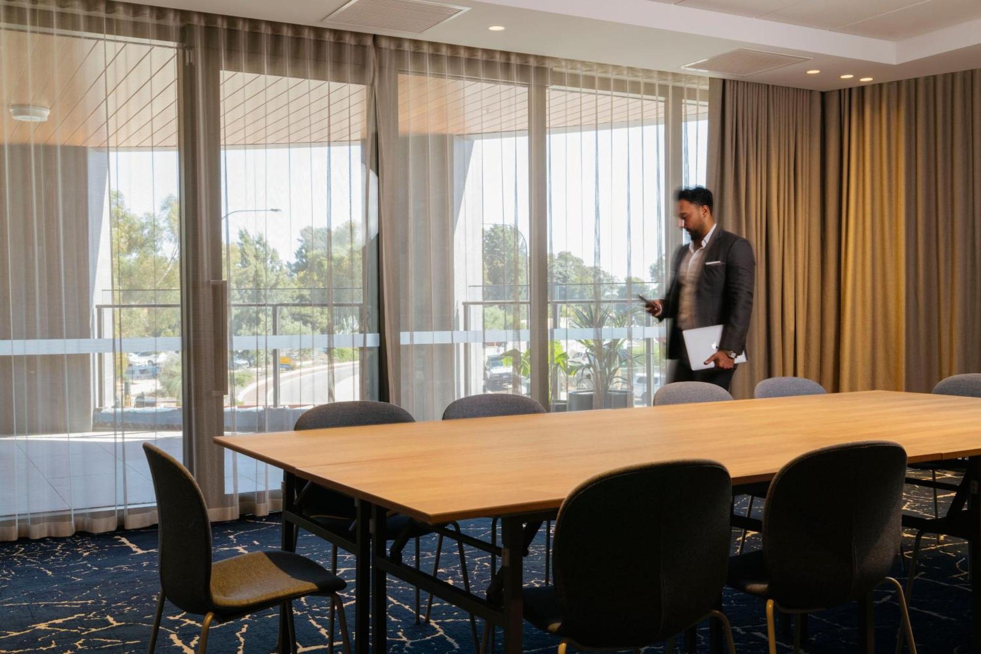 Courtyard By Marriott Perth Murdoch Fremantle Exterior foto
